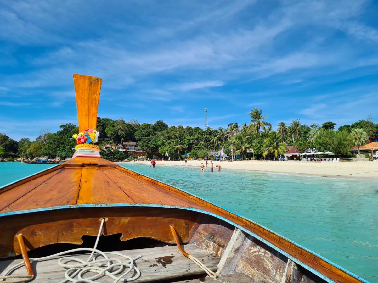 Chareena Hill Beach Resort Koh Lipe Exteriör bild