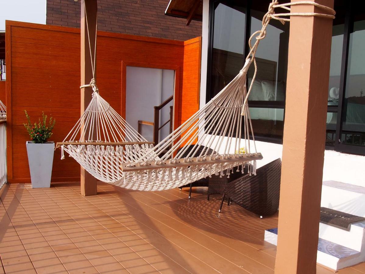 Chareena Hill Beach Resort Koh Lipe Exteriör bild