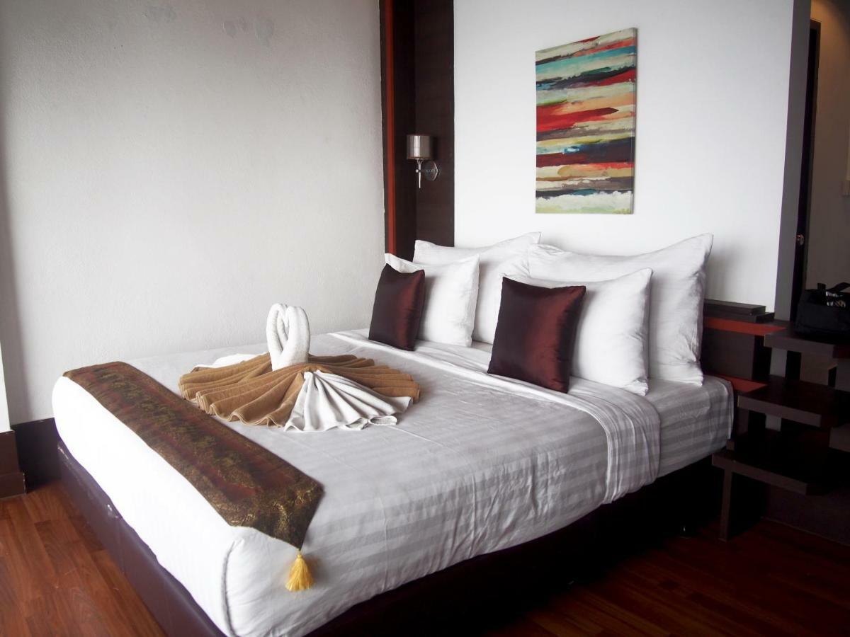 Chareena Hill Beach Resort Koh Lipe Exteriör bild