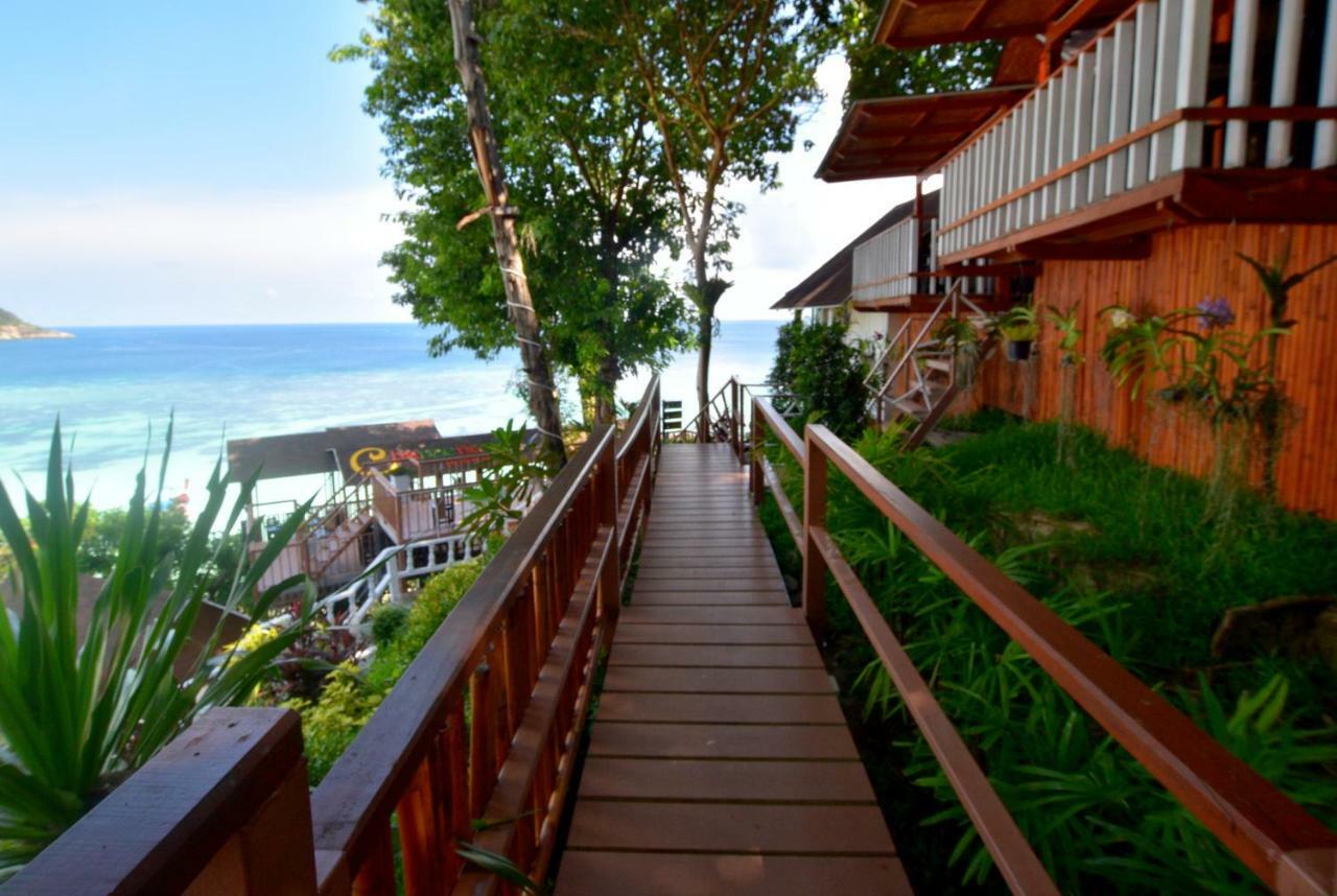Chareena Hill Beach Resort Koh Lipe Exteriör bild
