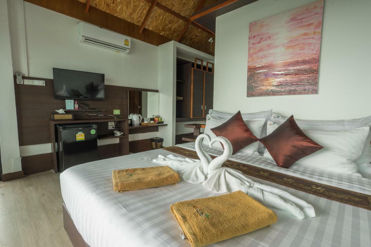 Chareena Hill Beach Resort Koh Lipe Exteriör bild