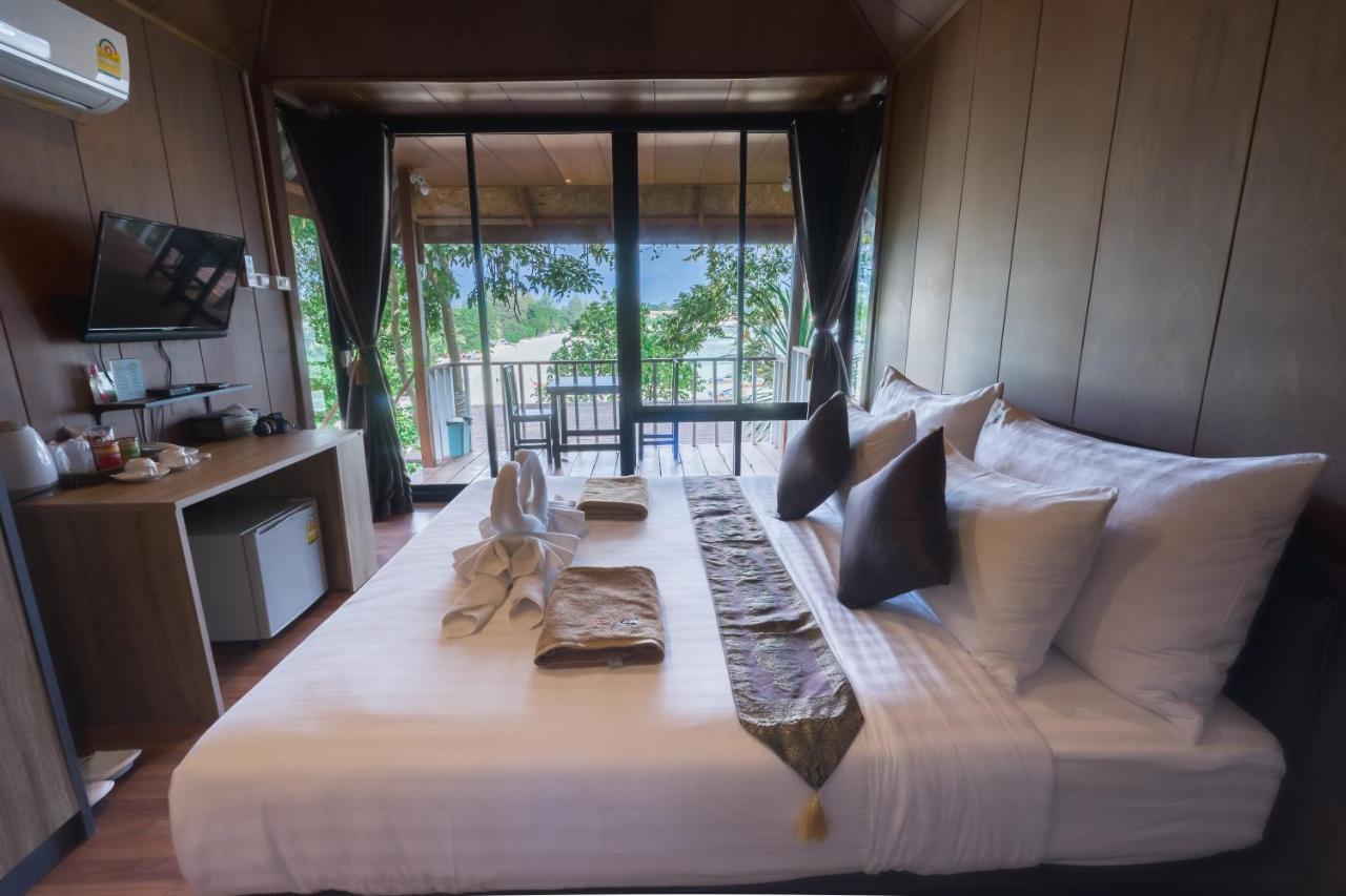 Chareena Hill Beach Resort Koh Lipe Exteriör bild